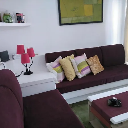 Apartamento 2 Calle Azucenas
